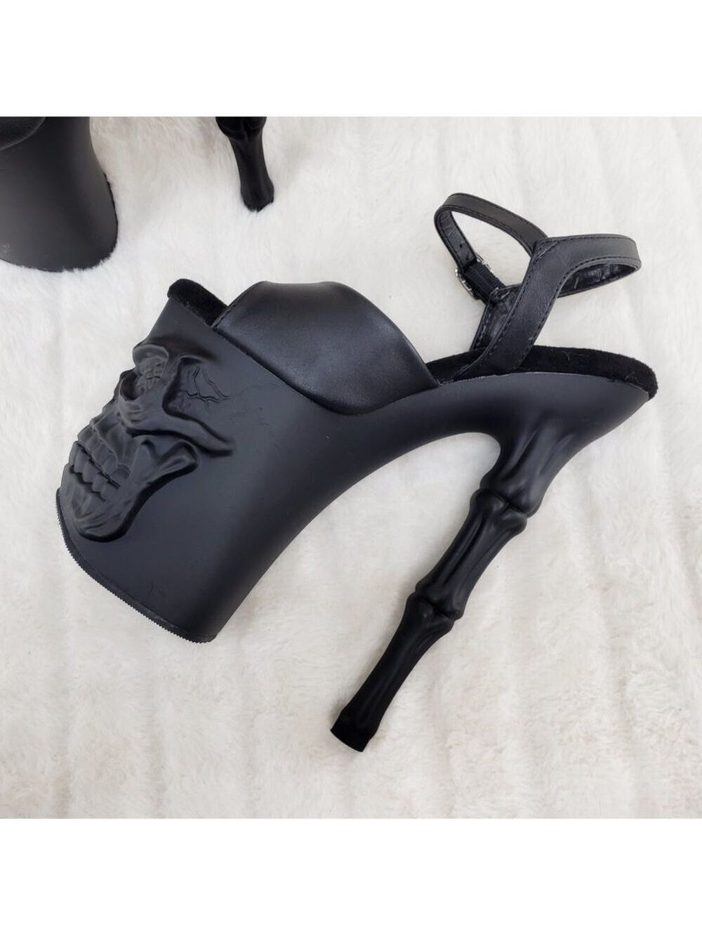 Skull & Bones Platform 8" Heels Pole Shoes - Picture 6 of 14